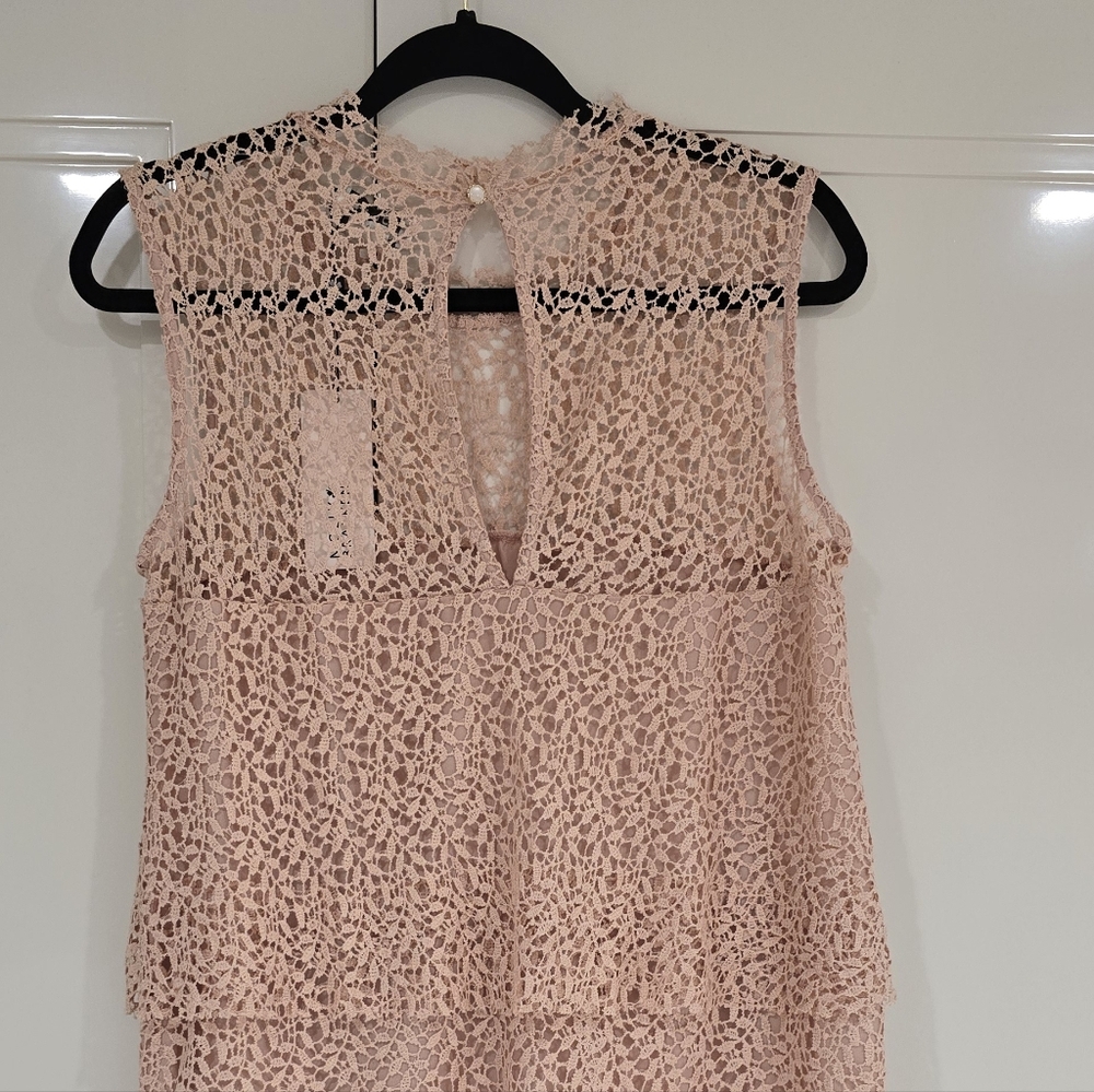 Gorgeous Pink Crochet Lace Sleeveless 3 Tiered Dress By Molly Bracken Size M - Picture 11 of 12